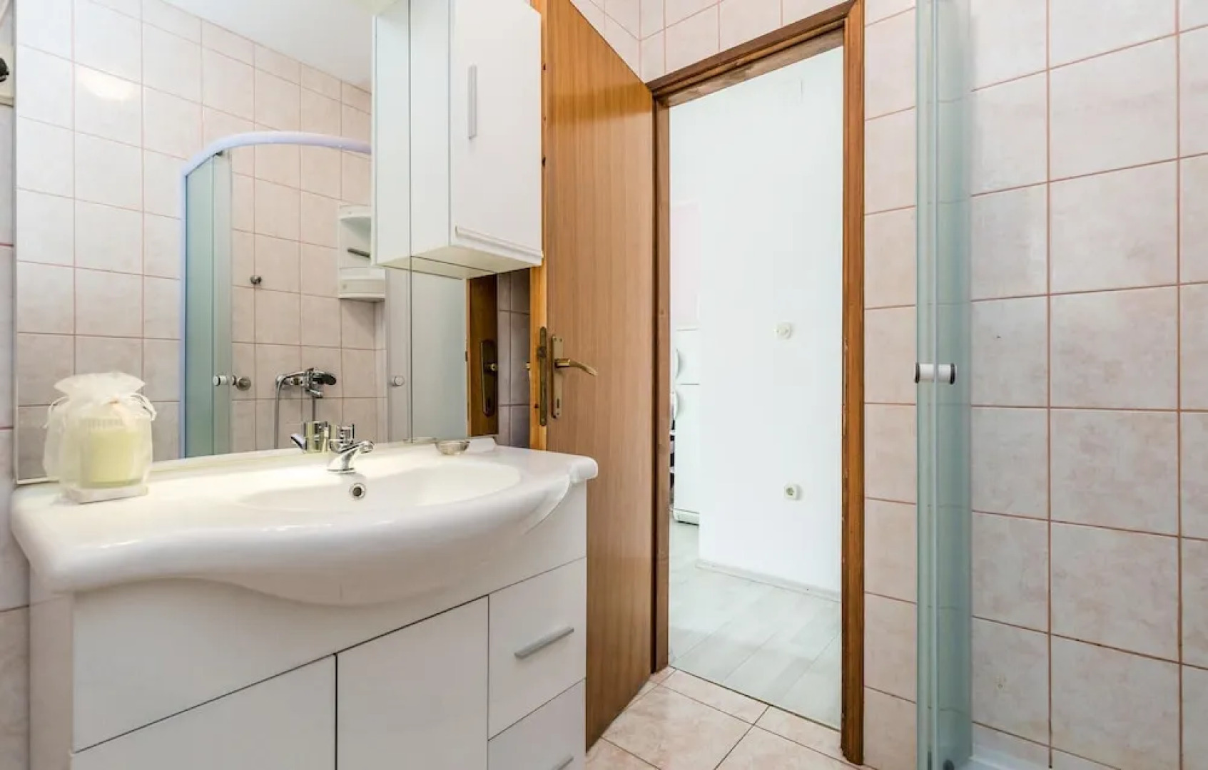 Stunning Home in Povljana With Wifi and 1 Bedrooms