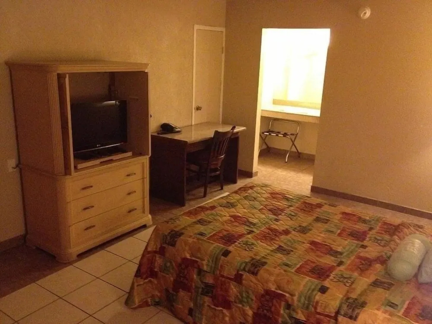 Su Casa Inn & Suites