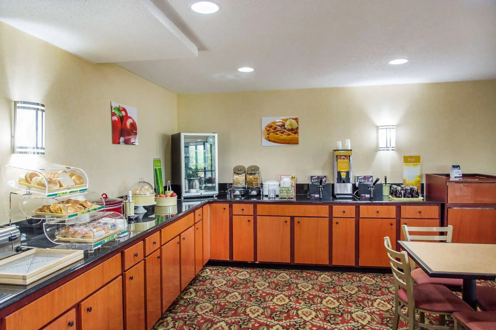 Quality Inn & Suites Miamisburg - Dayton South