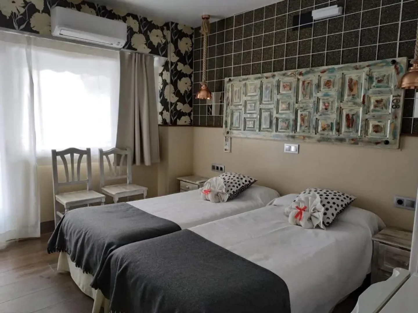 Hostal Boutique Luna De Gavin