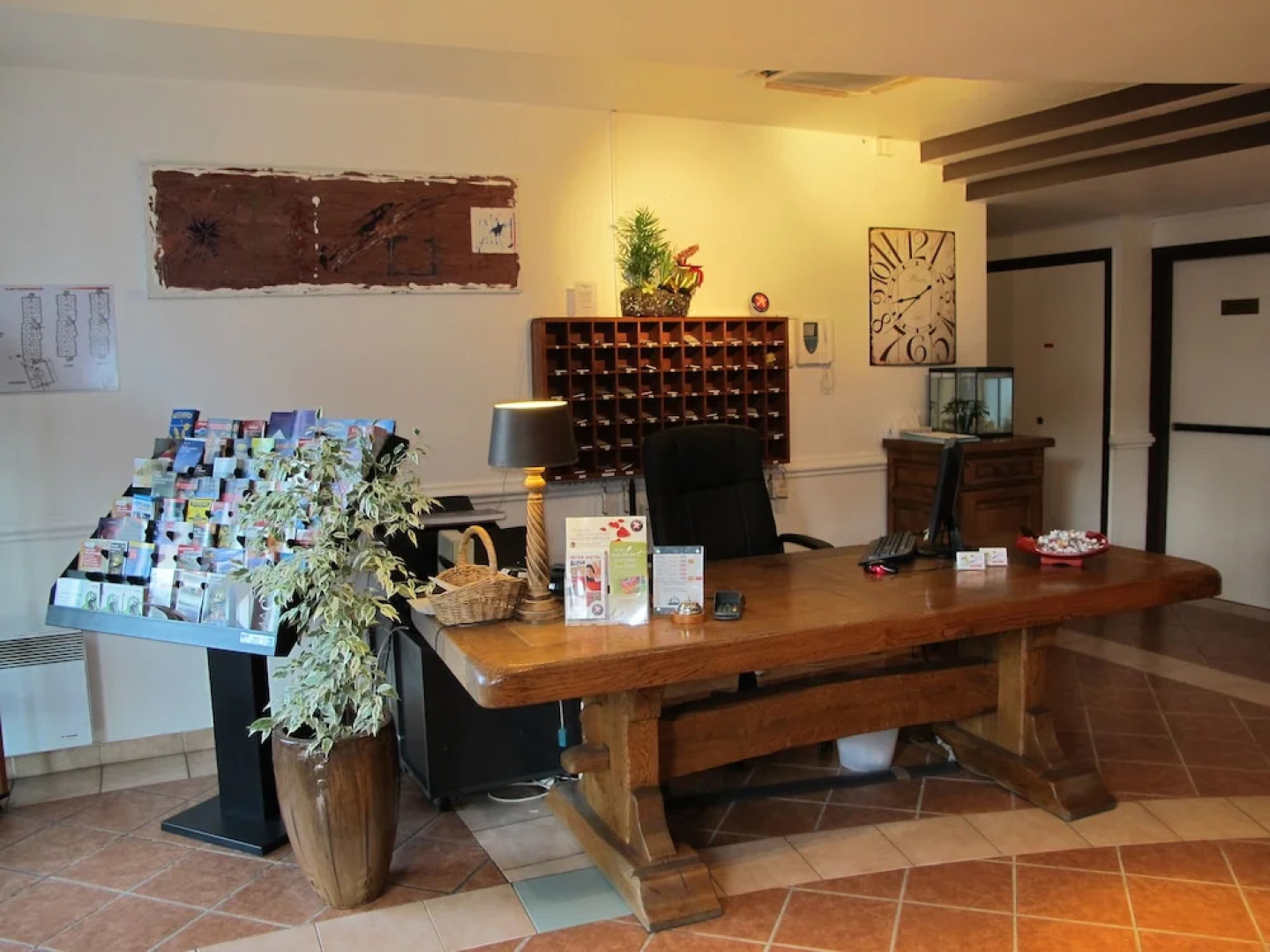 Adonis Mouans-sartoux L'Albatros