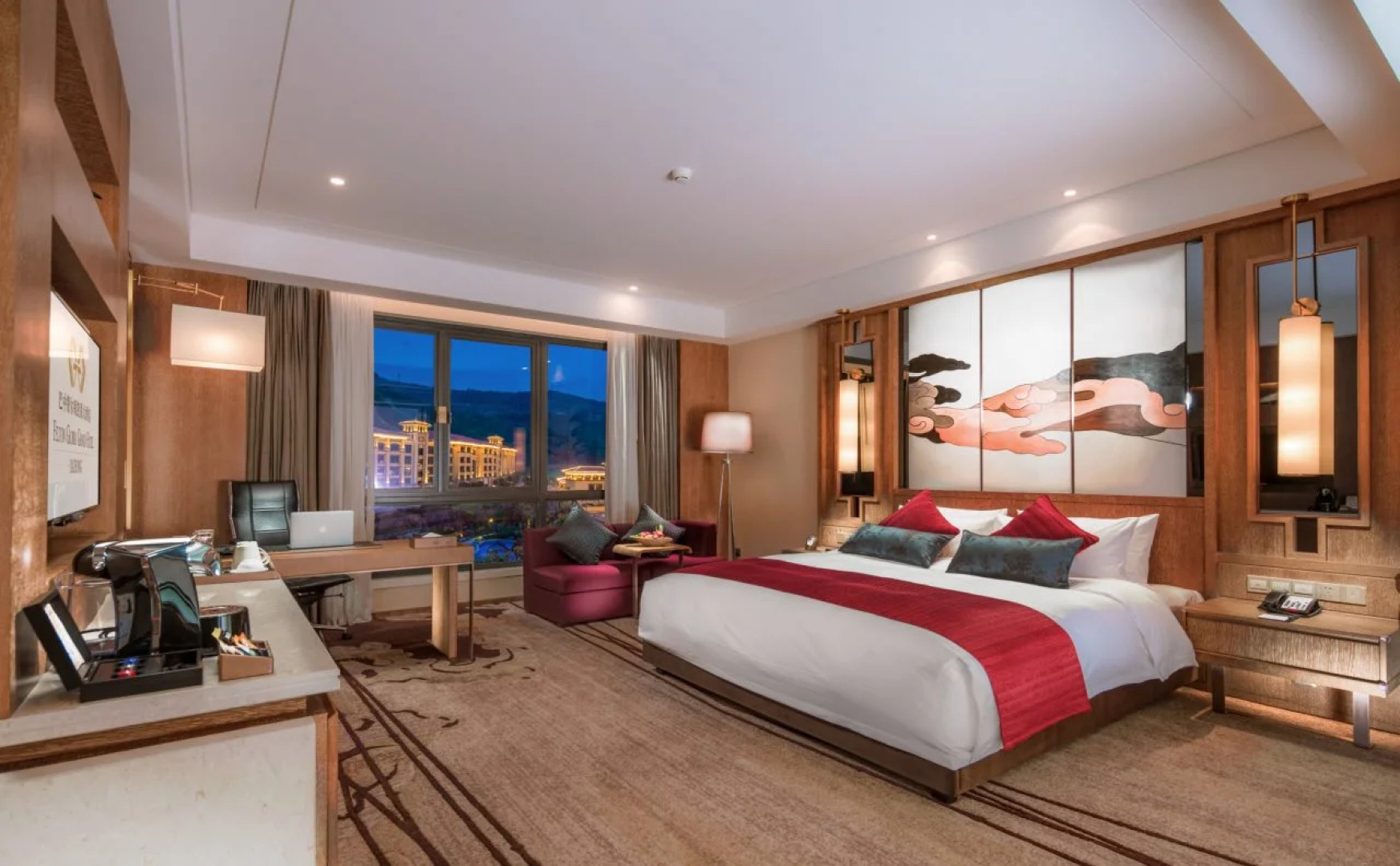 Felton Grand Hotel Bazhong