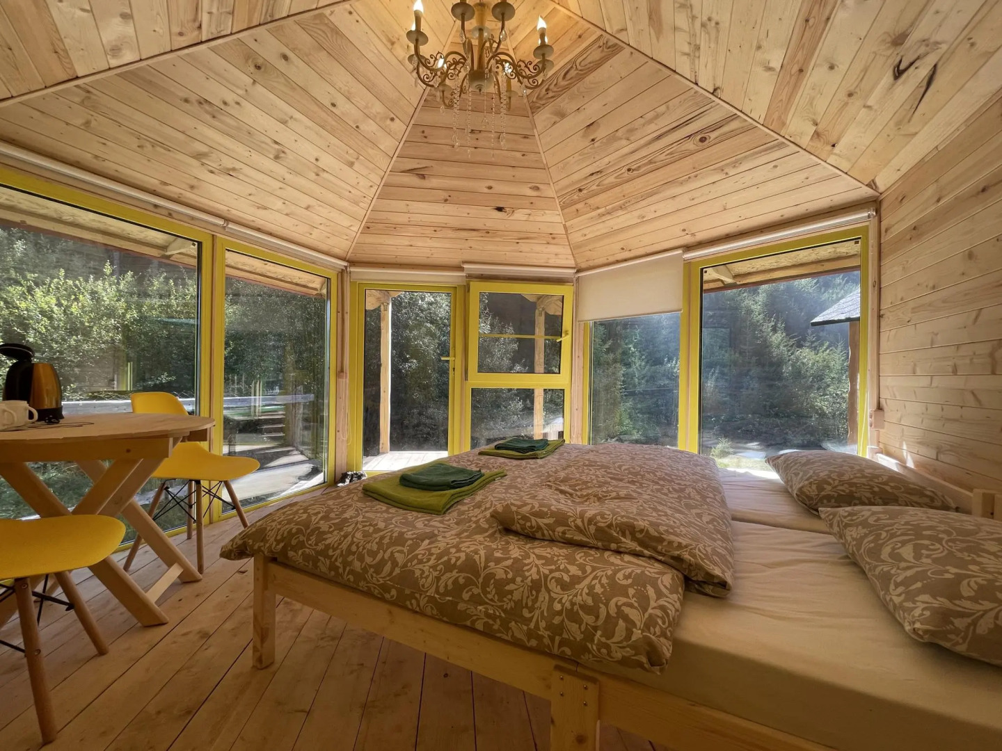 Зелёный колобок