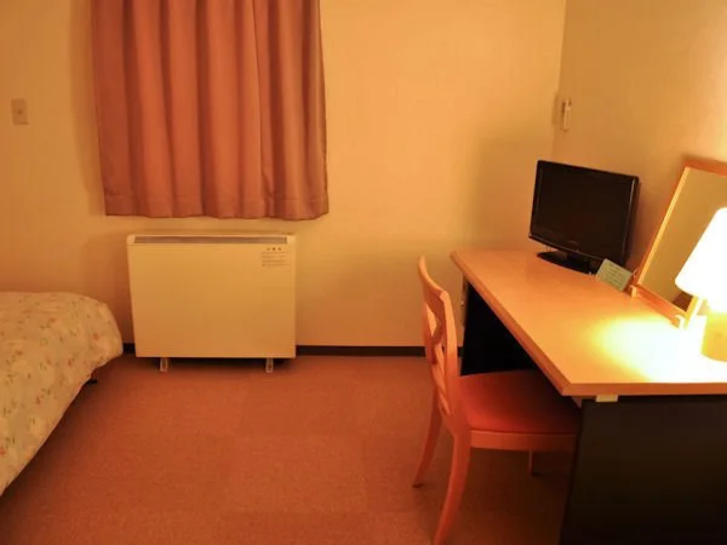 Business Hotel Plum Field