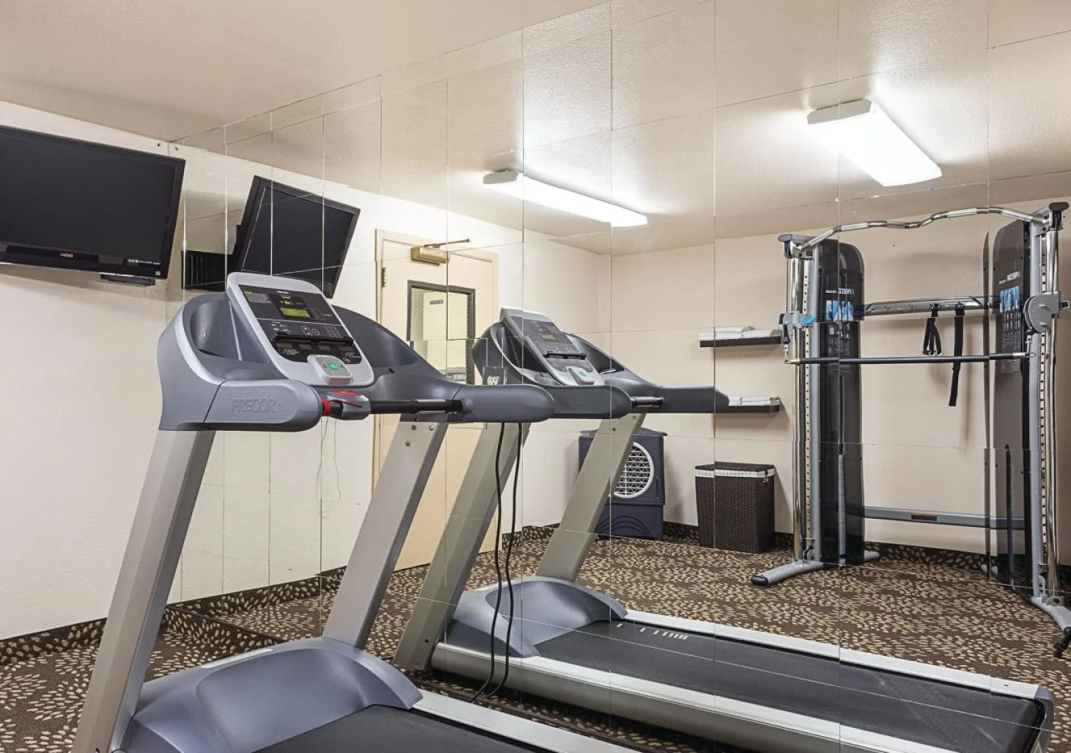 Clarion Pointe Wenatchee