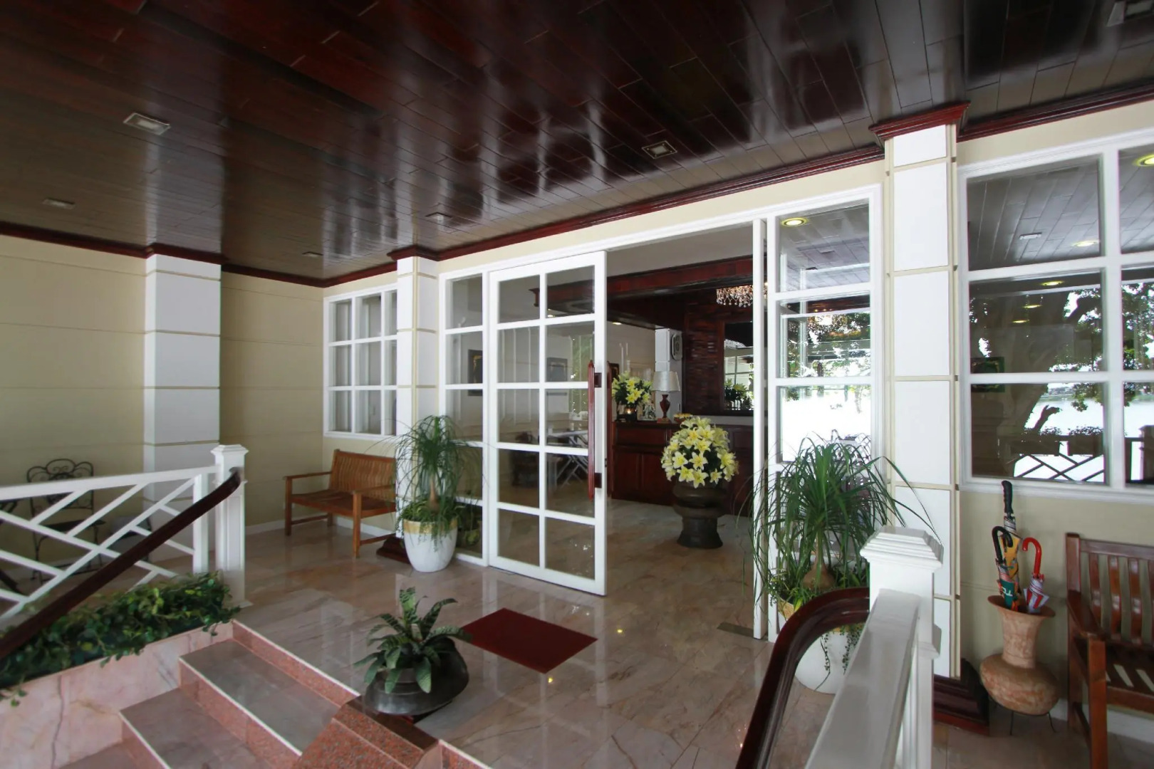 Le Bouton D'or Boutique Hotel