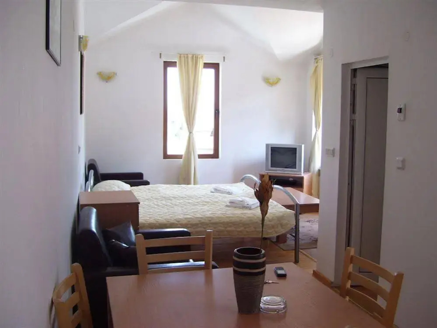 Four Leaf Clover Apartments to Rent