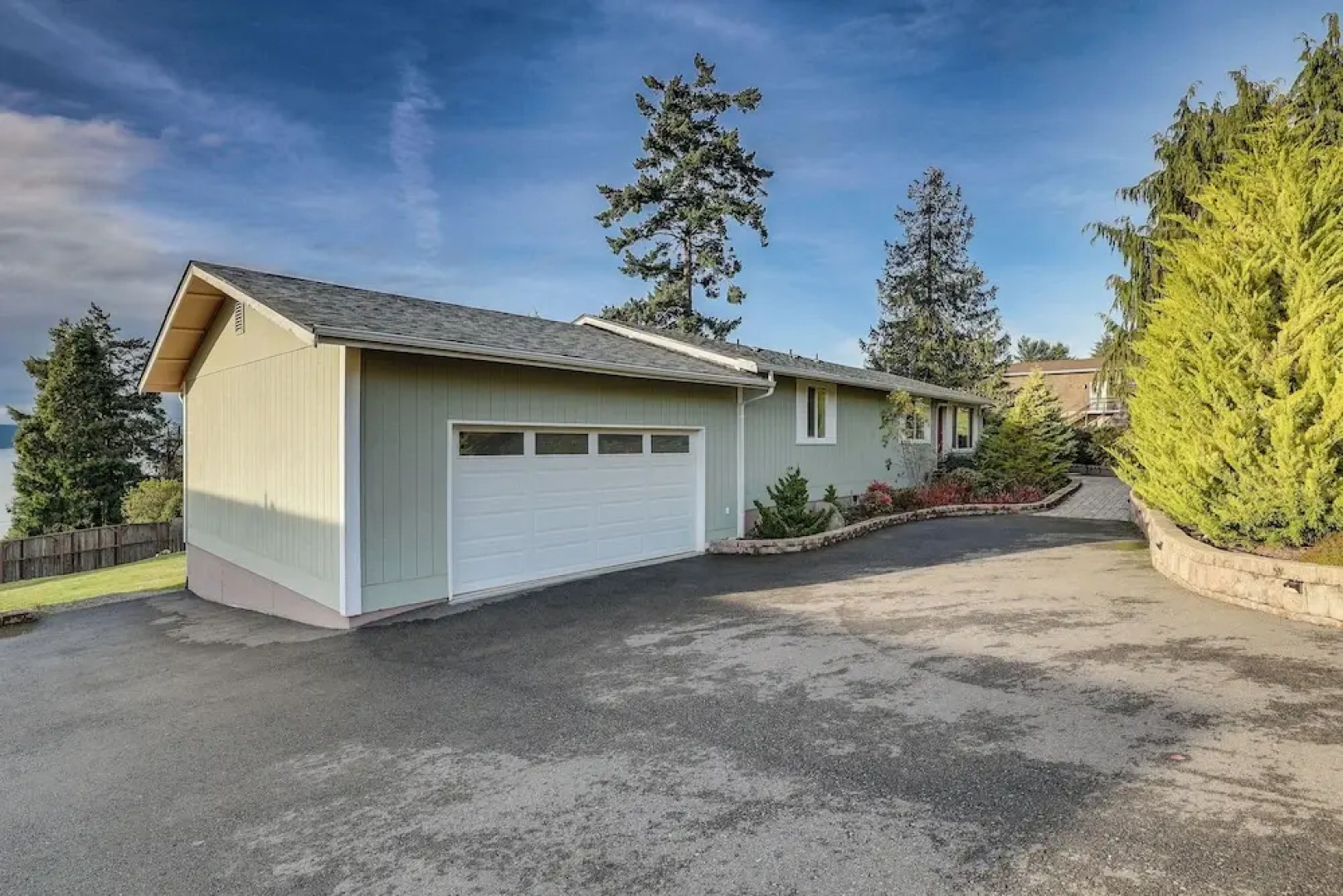 Port Townsend Escape w/ Deck, Bay & Mountain Views