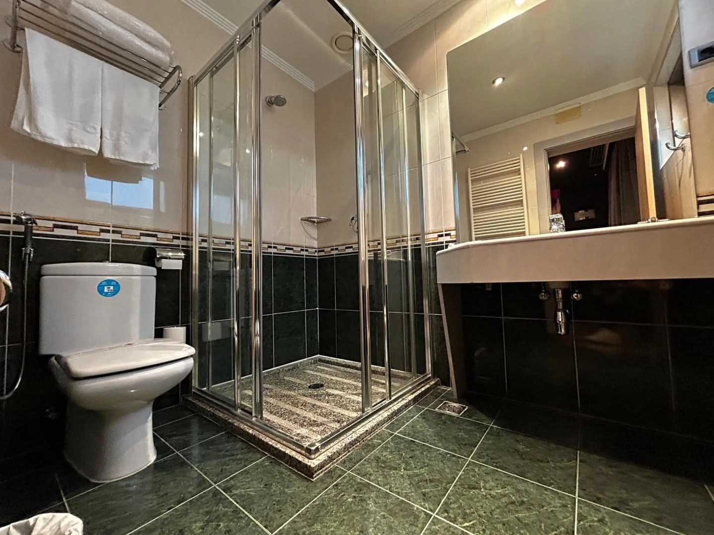Zouk Hotel - Adults Only
