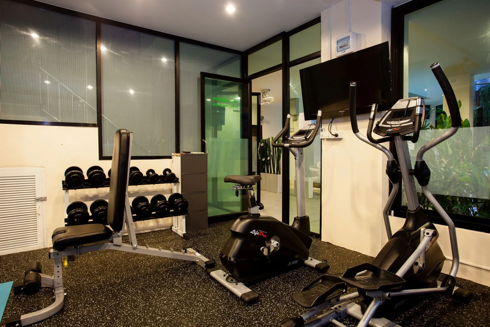 The Wave Patong Boutique Hotel