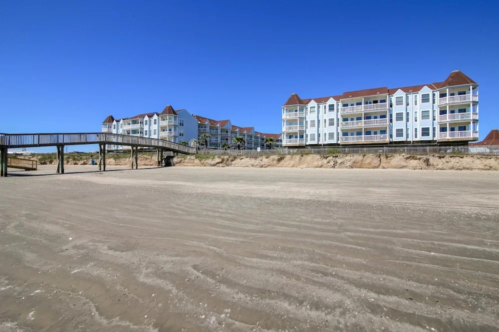 Seascape 2216 Hotel Room