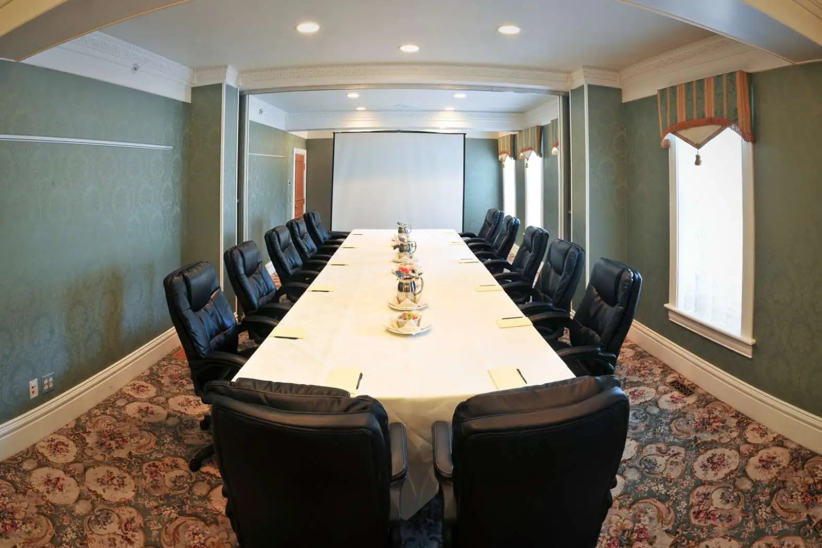 Cliff House at Pikes Peak