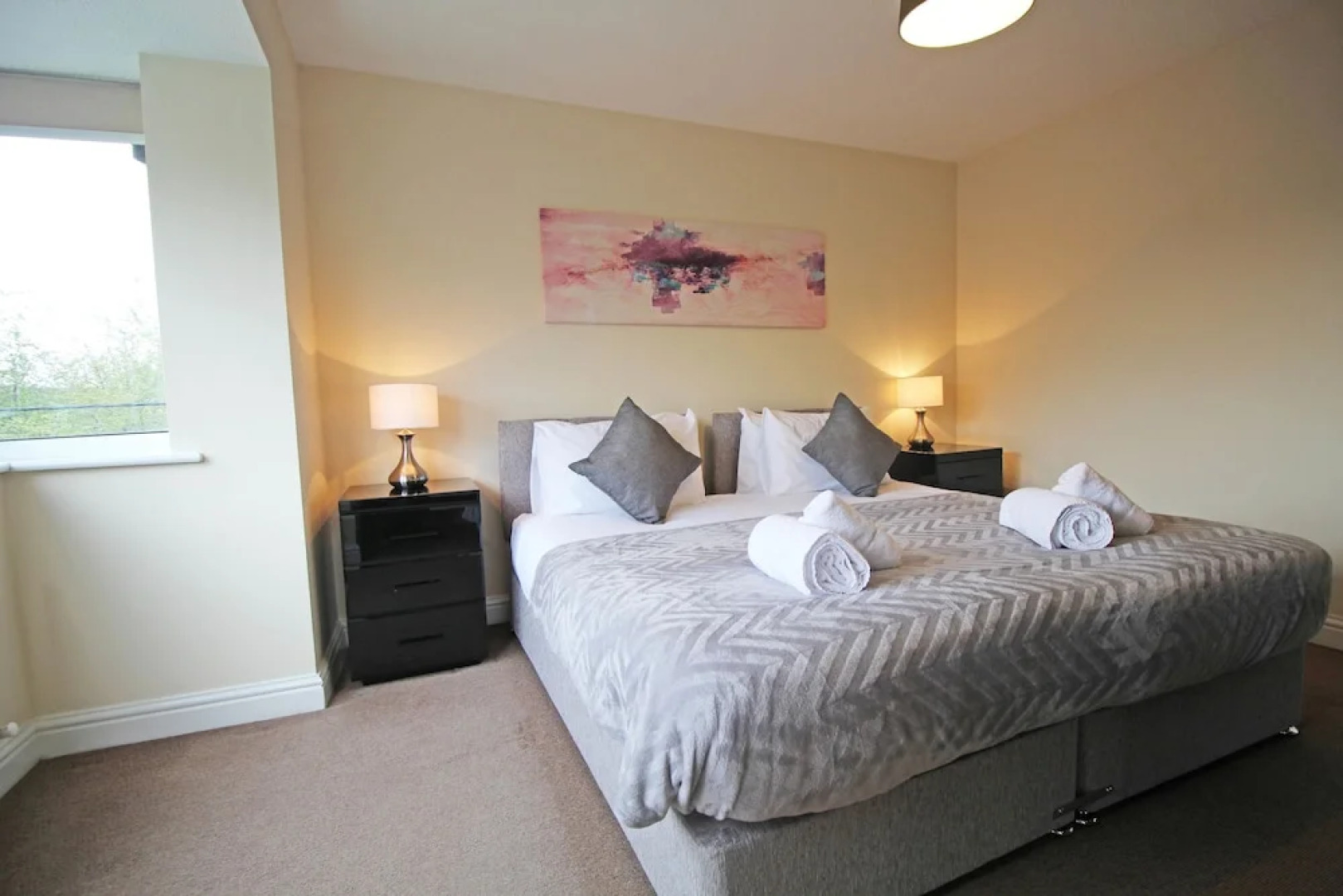 3 Bedroom Holiday Home With River Views