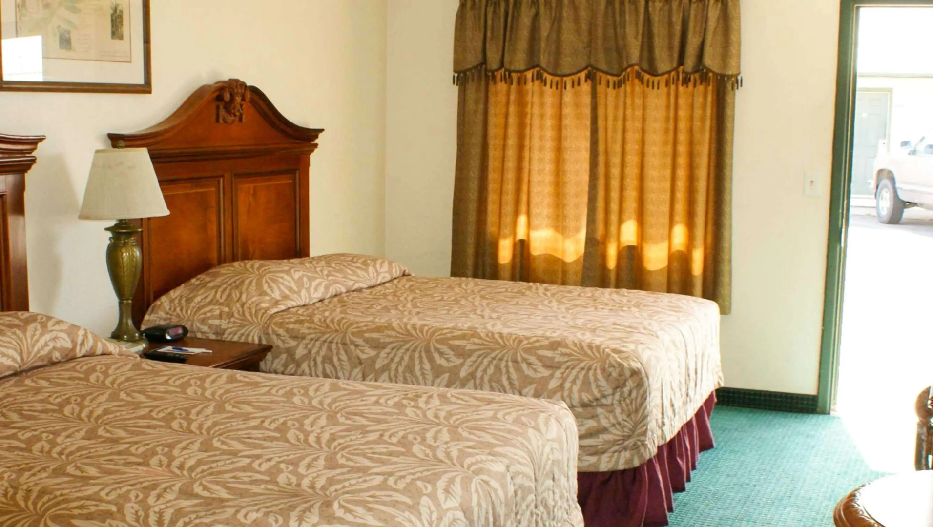 HWY Express Inn and Suites