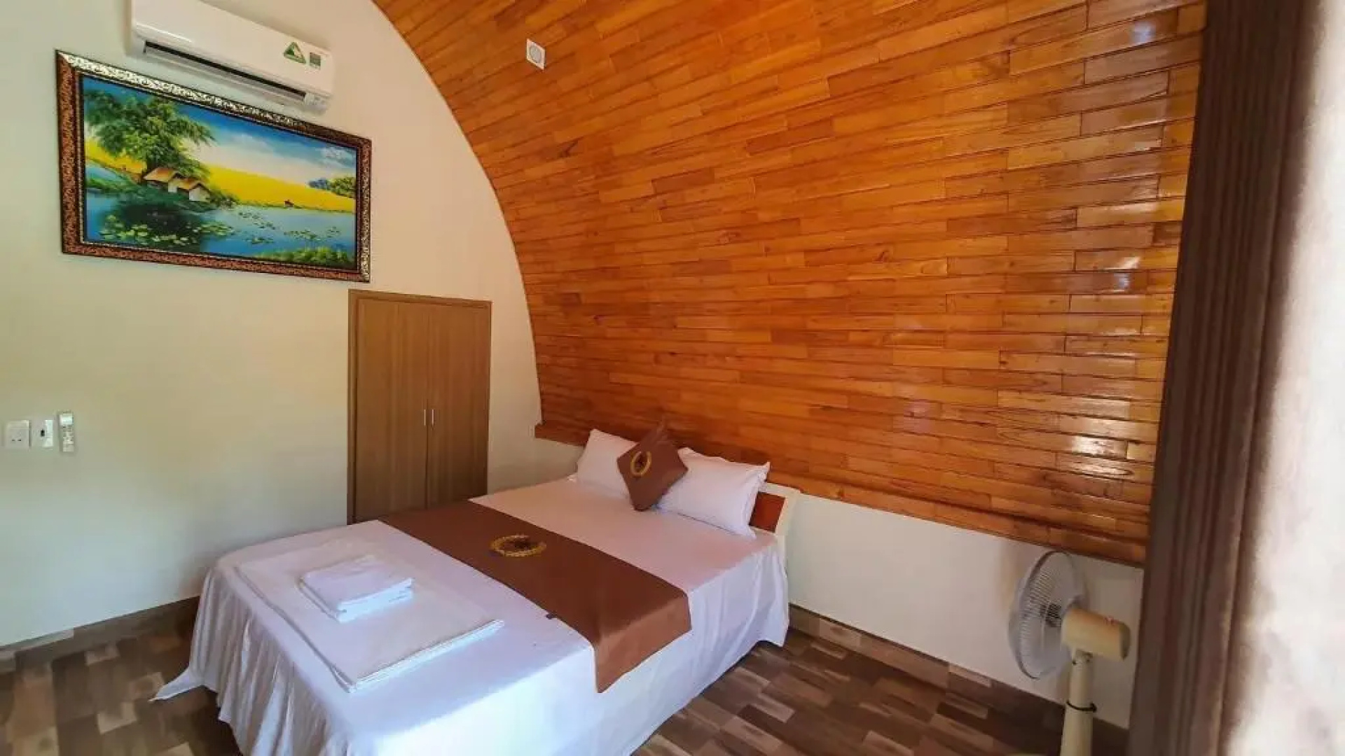 Phong Nha Hillside View Bungalow