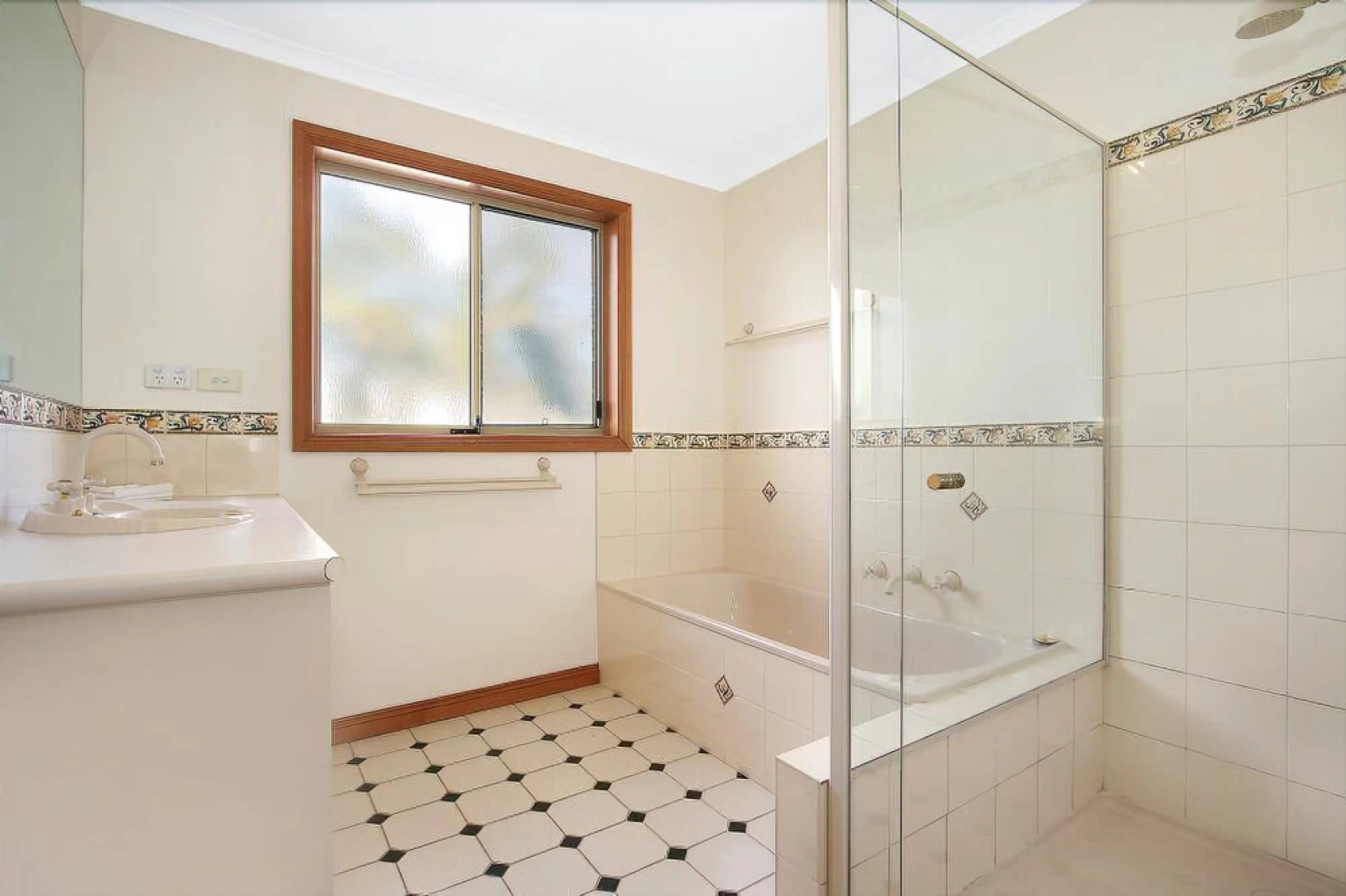 Waterfront 58 Yarrawonga