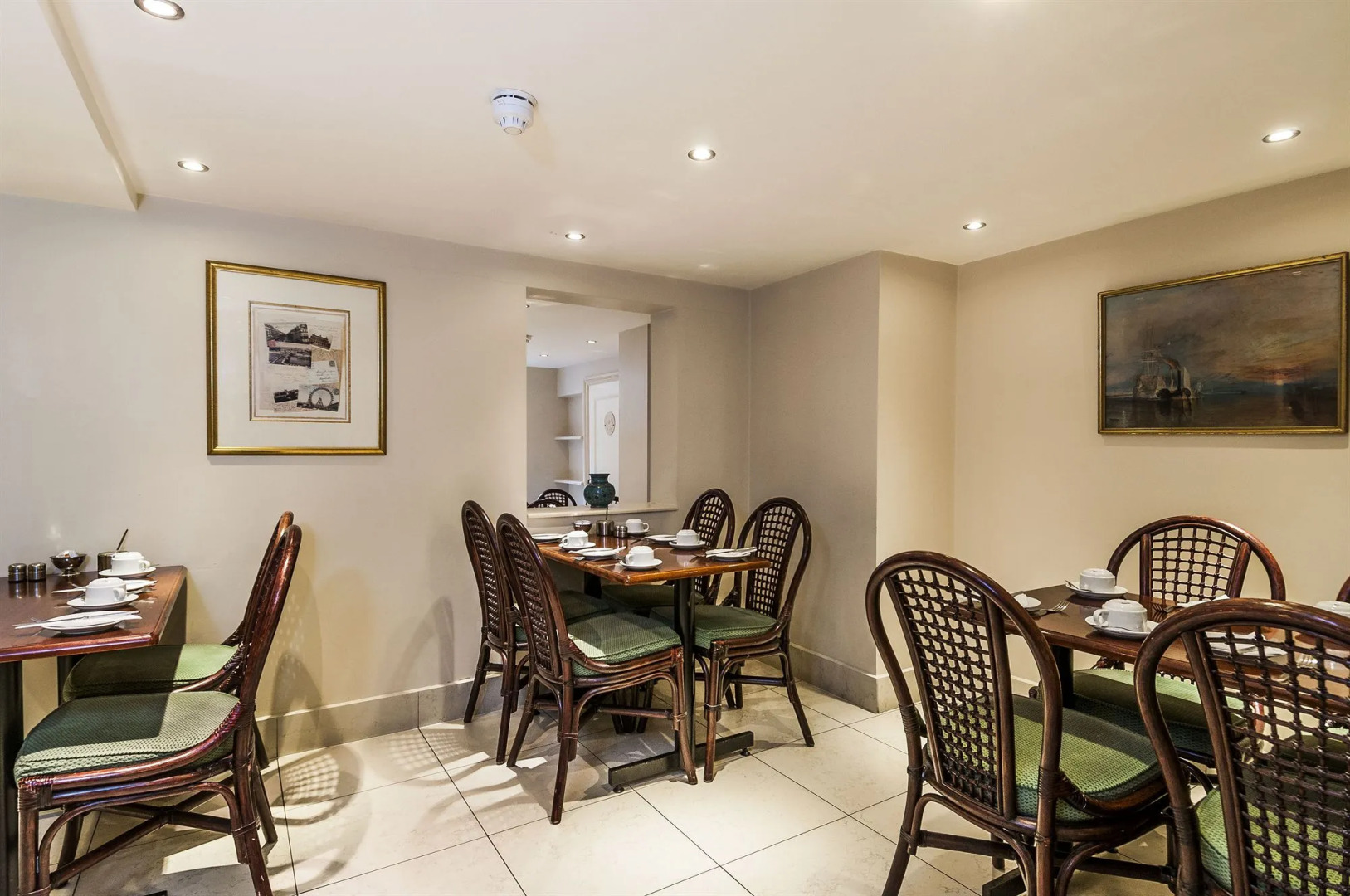 Grand Concerto Hotel