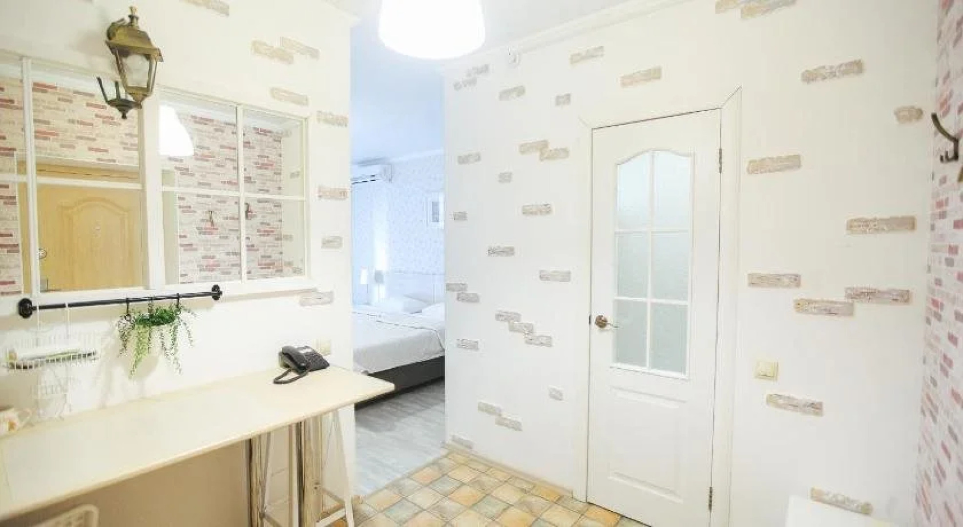 Английский Дом Апарт Отель