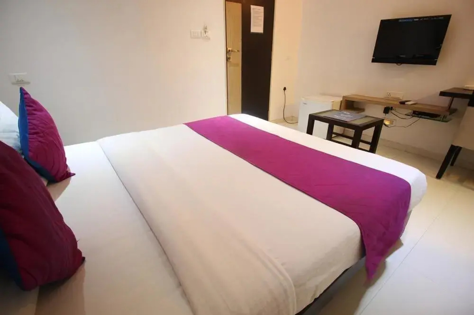 OYO Rooms ISKCON SG Highway II