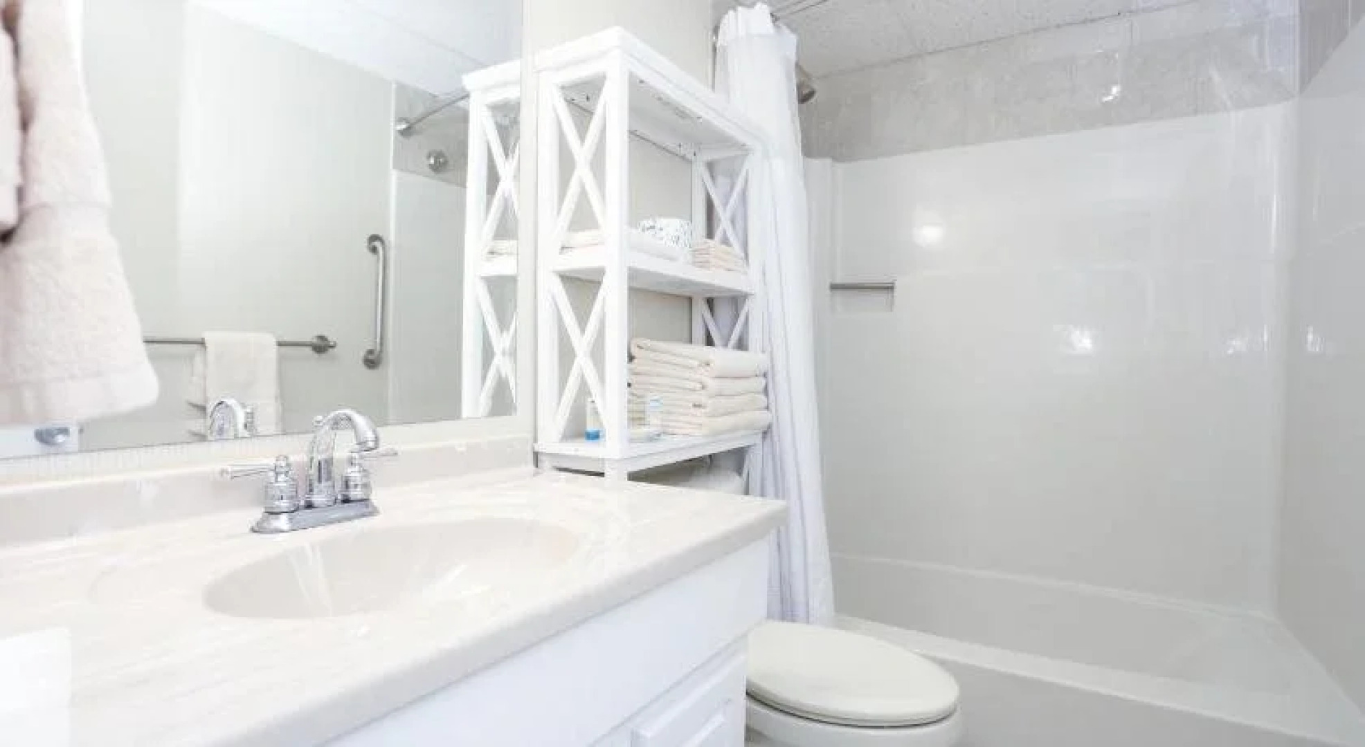 Adventurer Oceanfront Inn