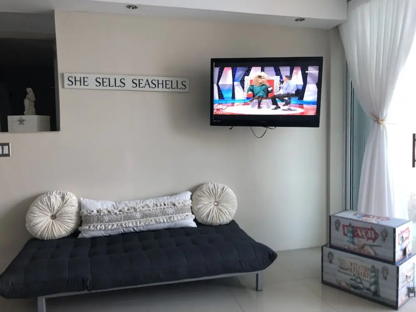 Ocean View Gorgeous 1 Bedroom Apt