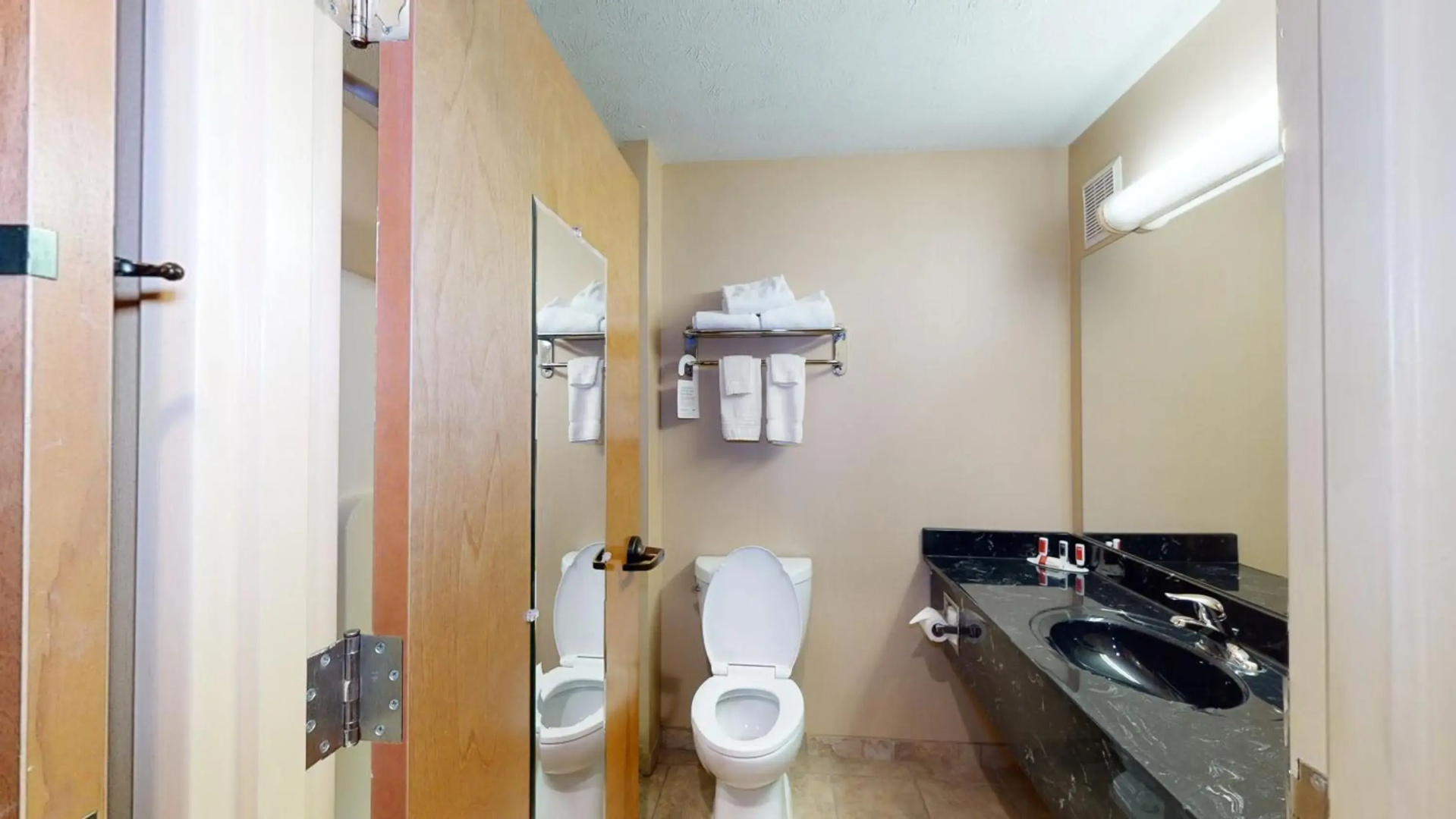 Holiday Inn Express Miami Airport Blue Lagoon Area by IHG