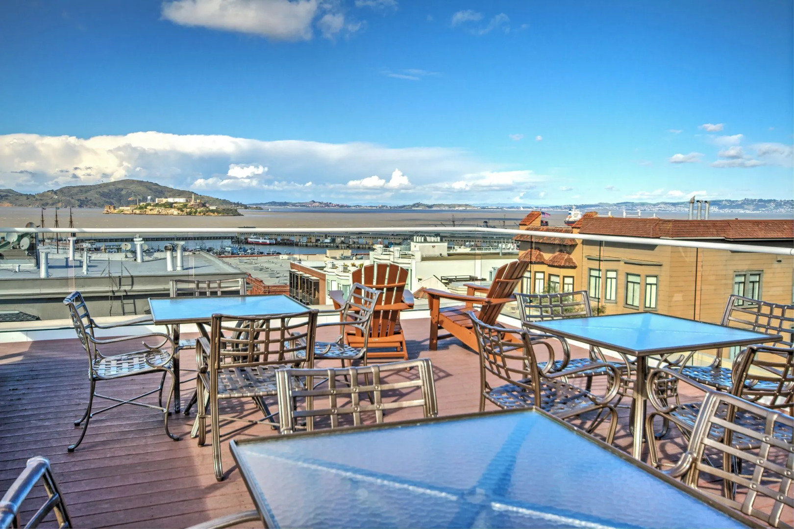 Suites At Fishermans Wharf