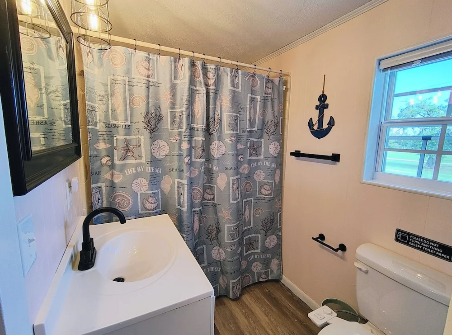 Dolphin Bay Hideaway