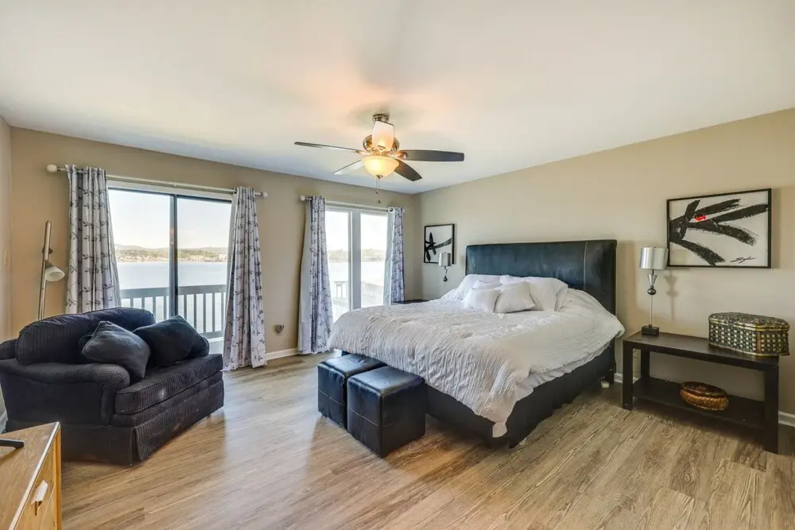 Hot Springs Lakefront Condo w/ Marina Access!
