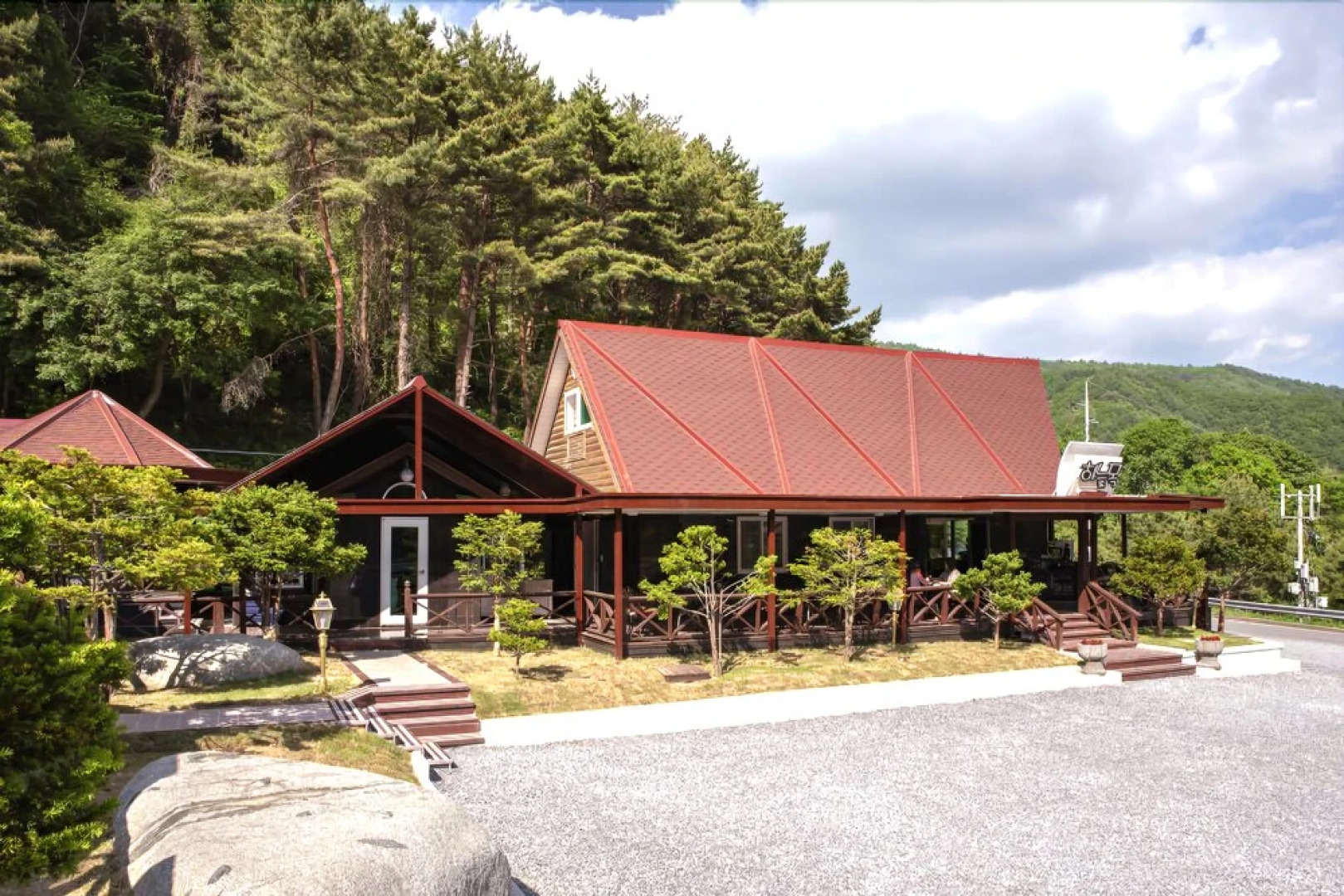 Yeongwol Jangsan Condo