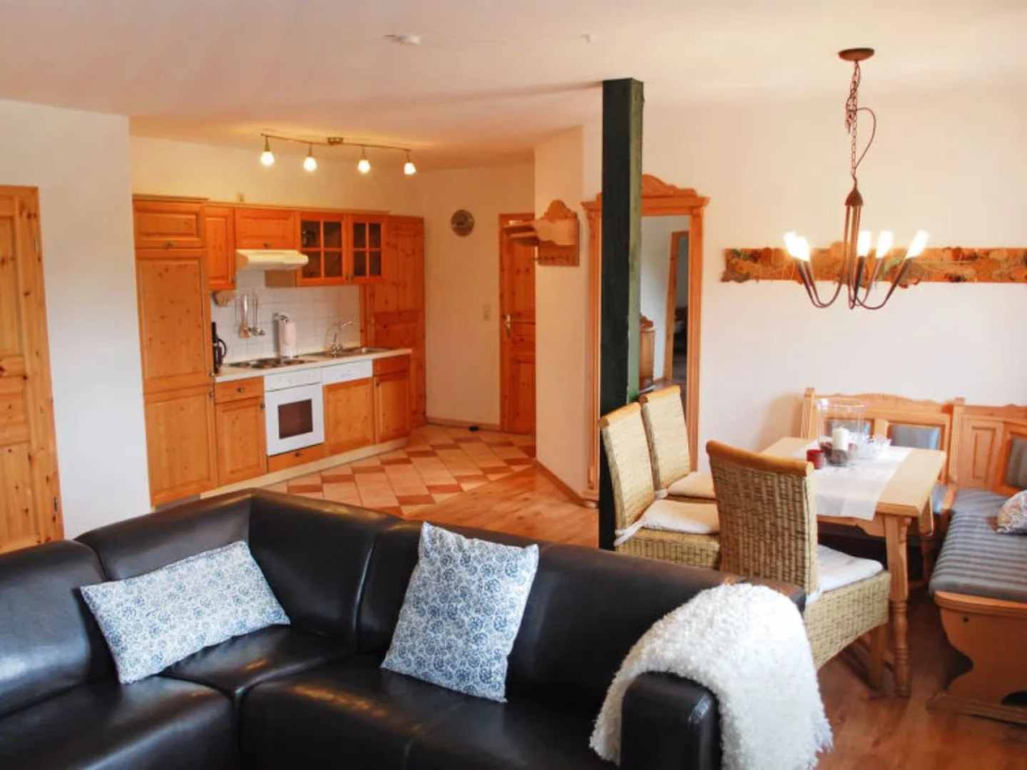 Gastehaus Alte Schule 13276