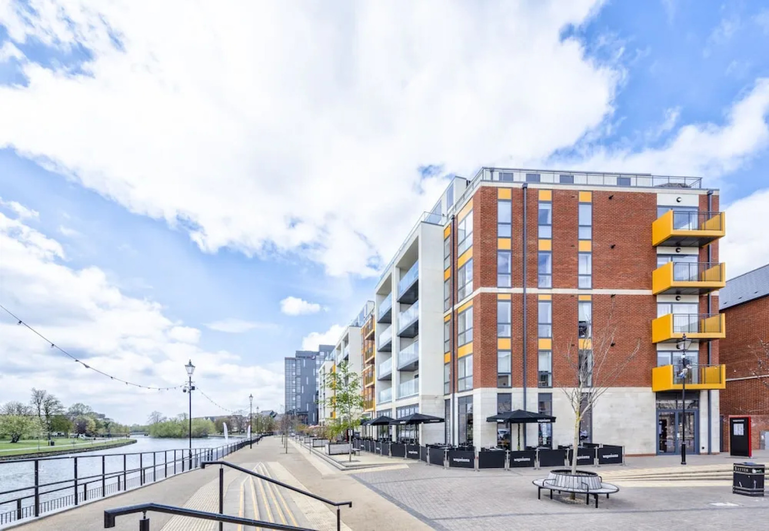 Luxury Bedford Riverside Apartment