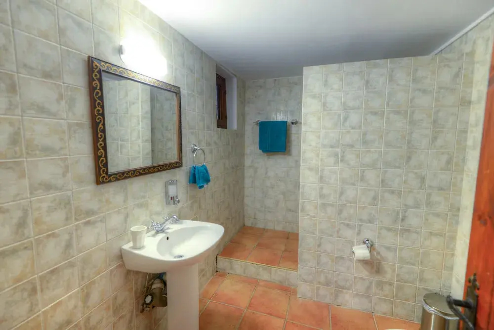 Komi Lofou House by TrulyCyprus