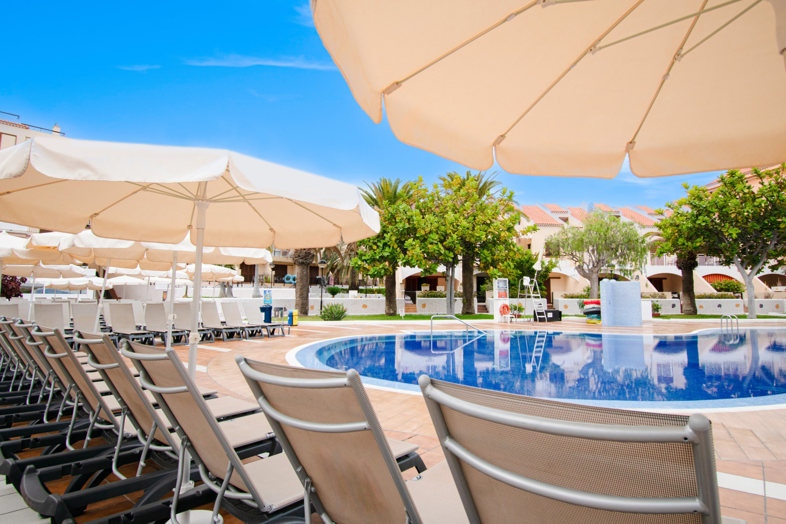 Отель Coral Compostela Beach