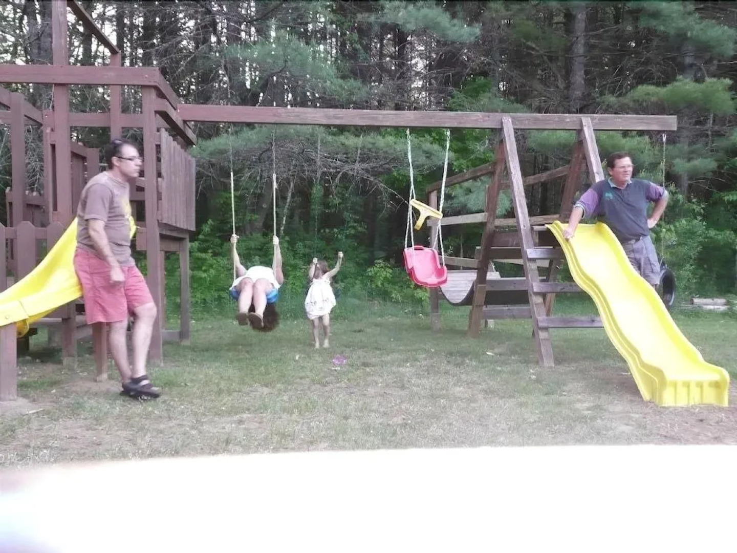 Pine Tree Motel & Cabins