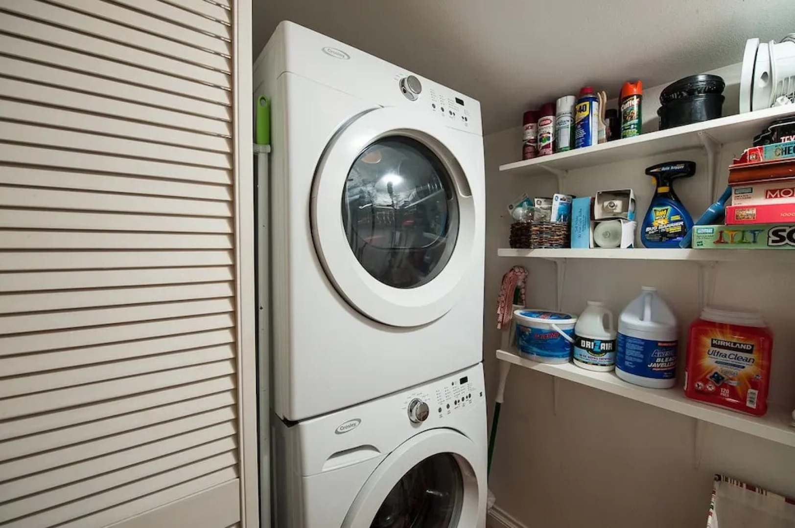 Rememberance Studio cottage by RedAwning