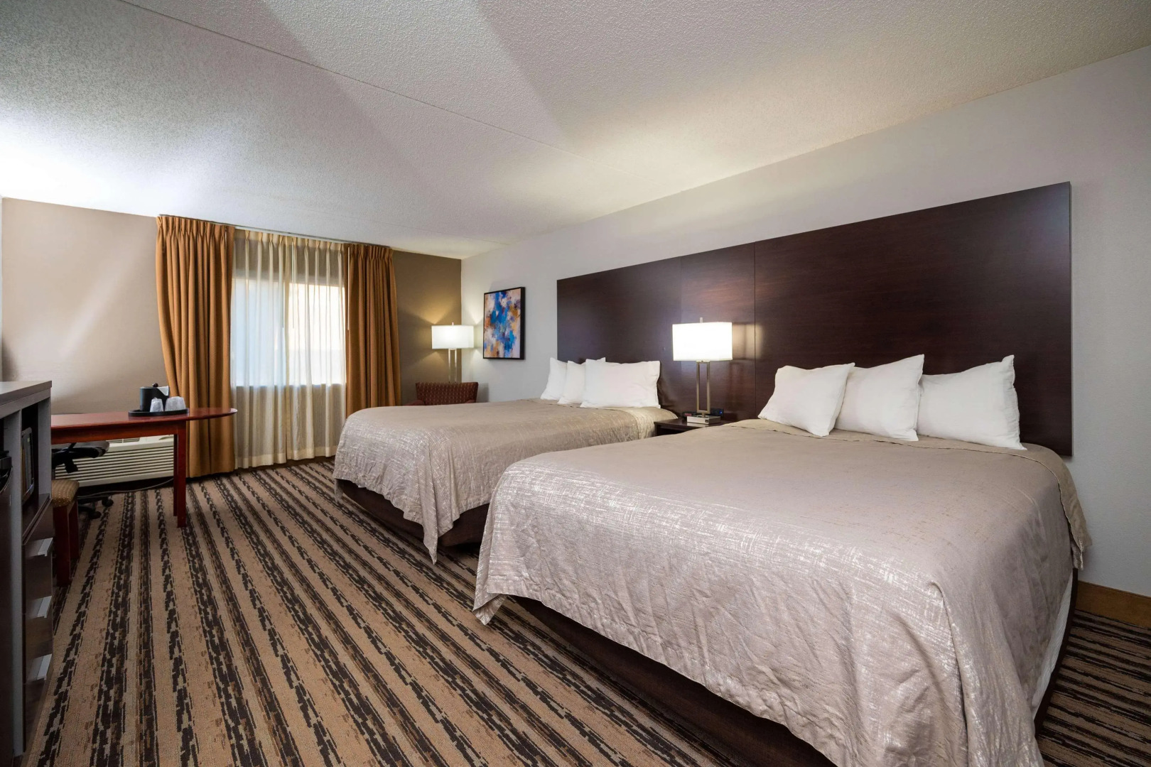 Endeavor Inn & Suites, Trademark Collection by Wyndham