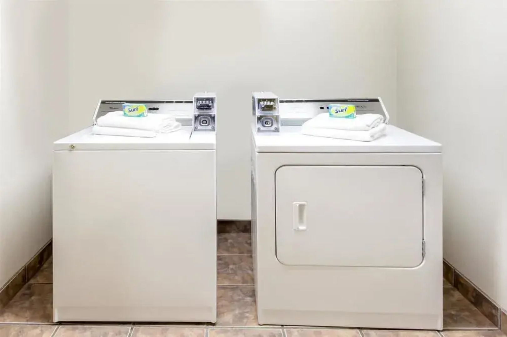 Super 8 by Wyndham Dandridge