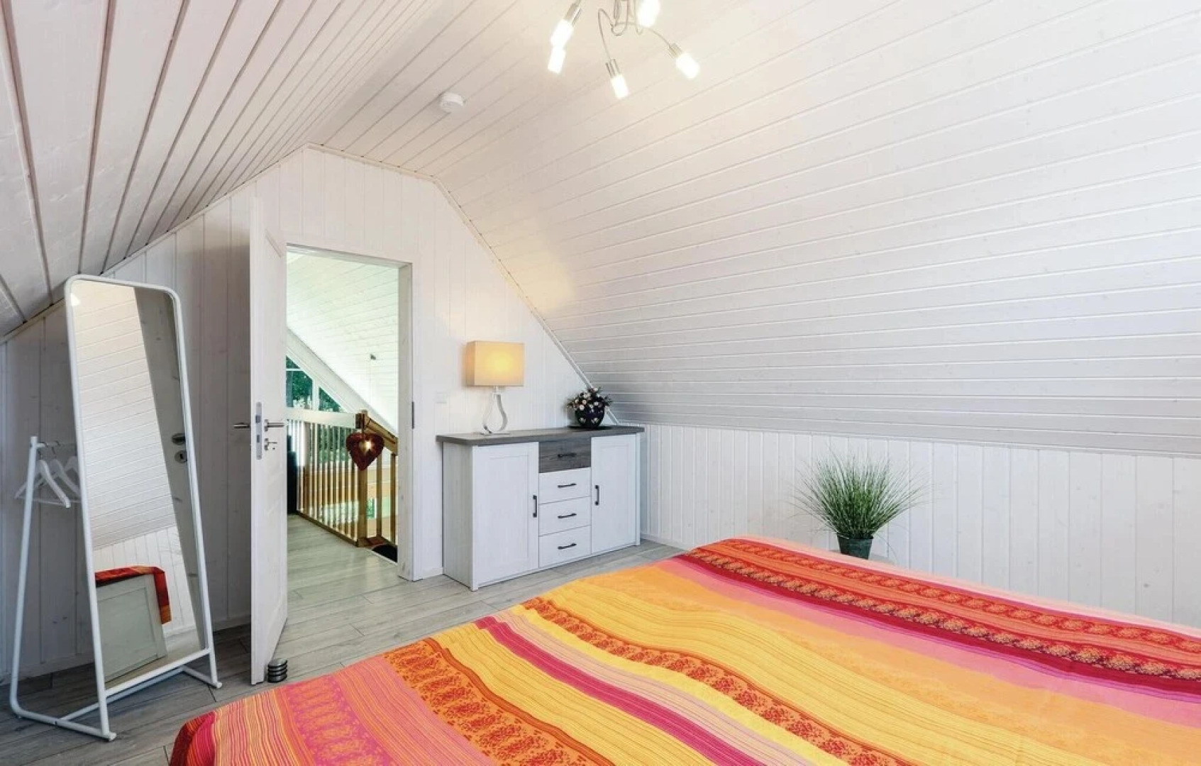 Awesome Home in Zerpenschleuse With 2 Bedrooms and Wifi