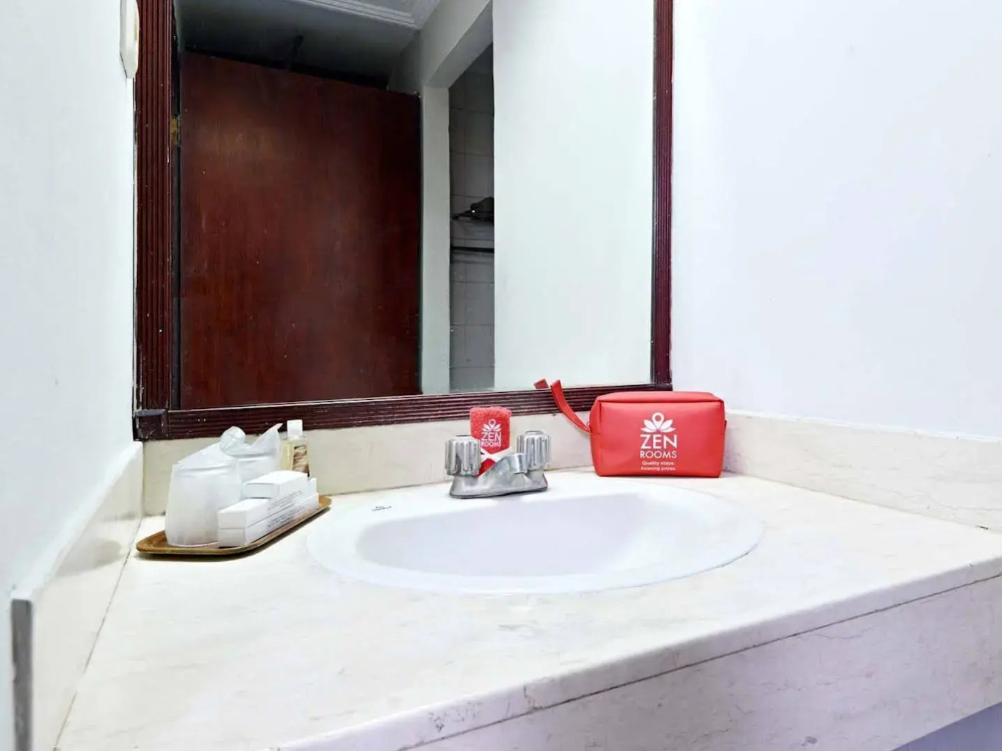 ZenRooms Soekarno Hatta Buah Batu