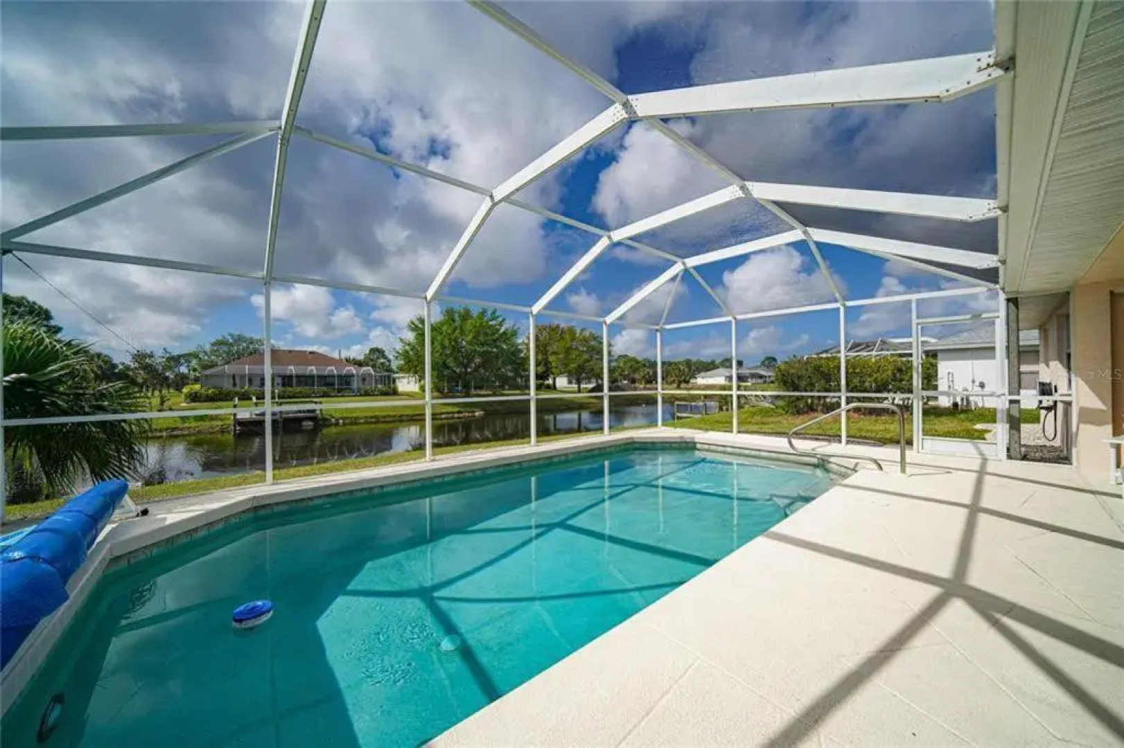 Bella Vista - Private Villa with heated pool - sleeps 6