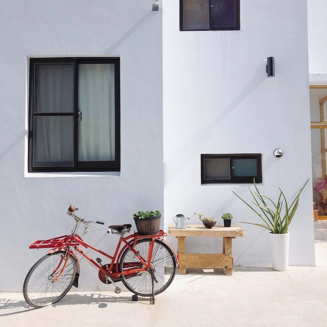 Tree House Café & Homestay