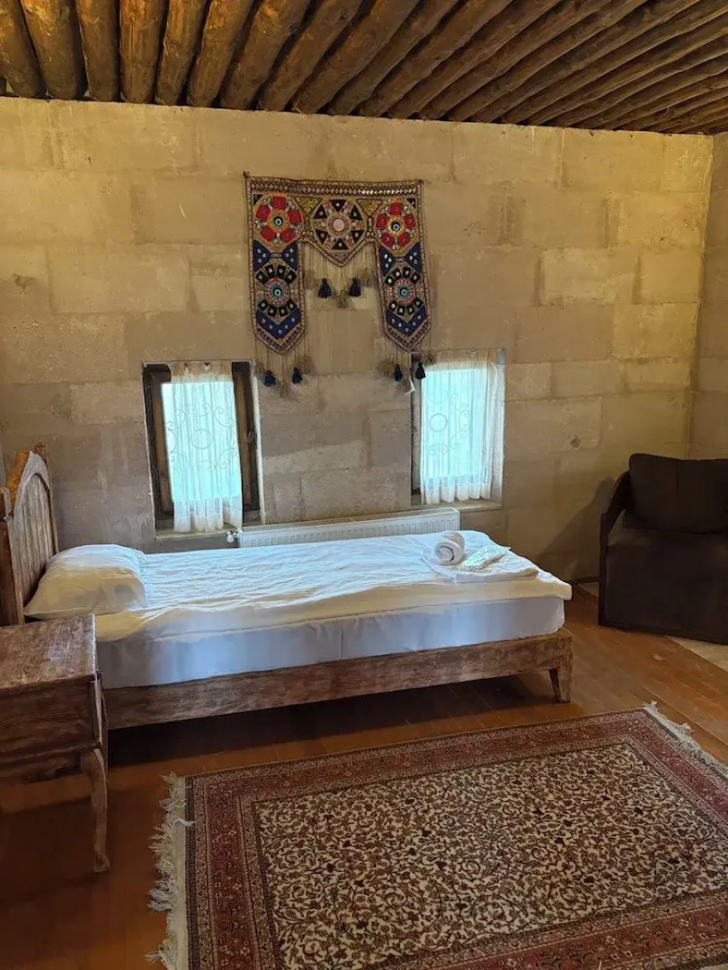 Valley Inn Cave Hotel