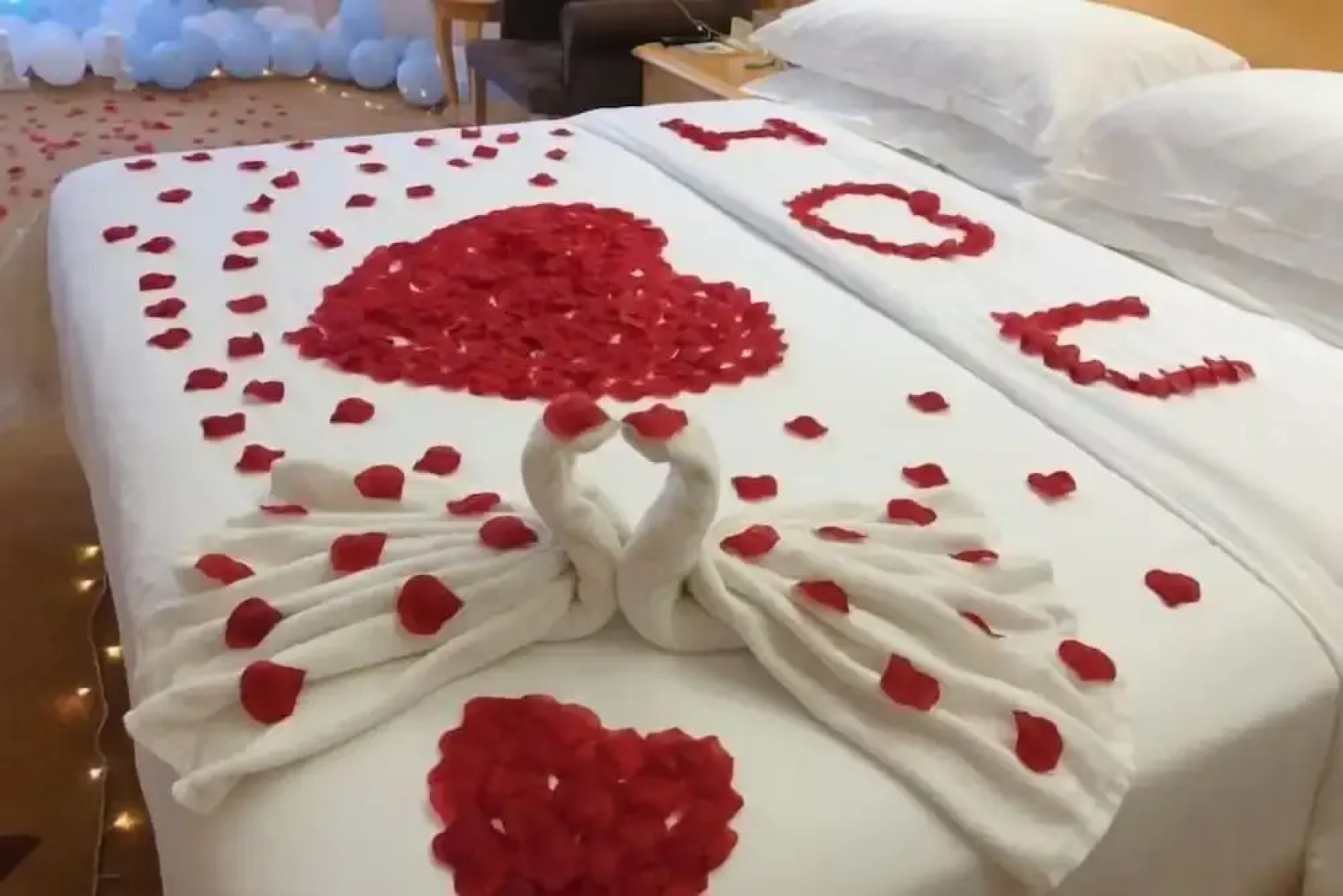 Vienna Hotel (Lingshan Liufengshan Pedestrian Street)