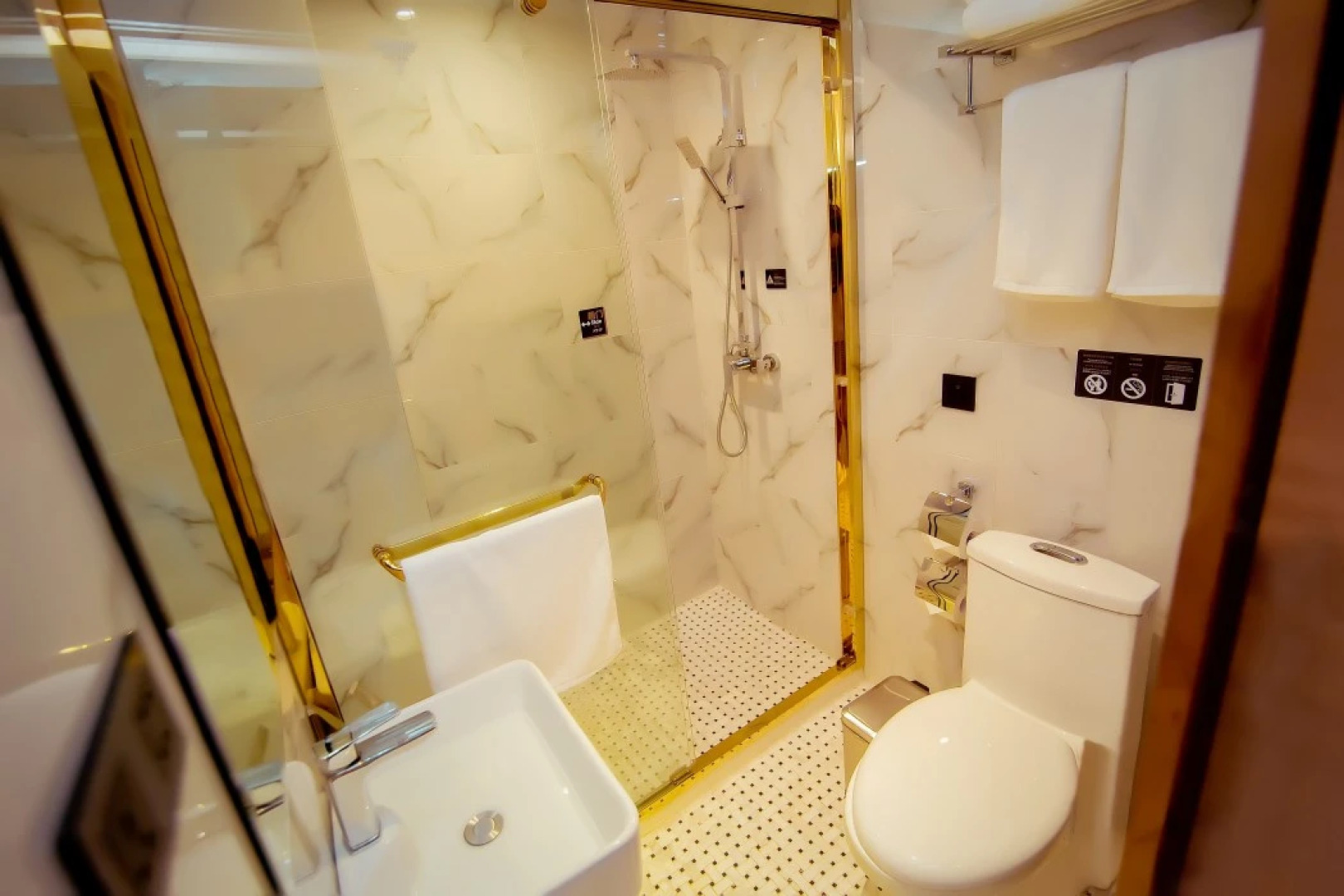 Bridal Tea House Hotel YanTai Laishan