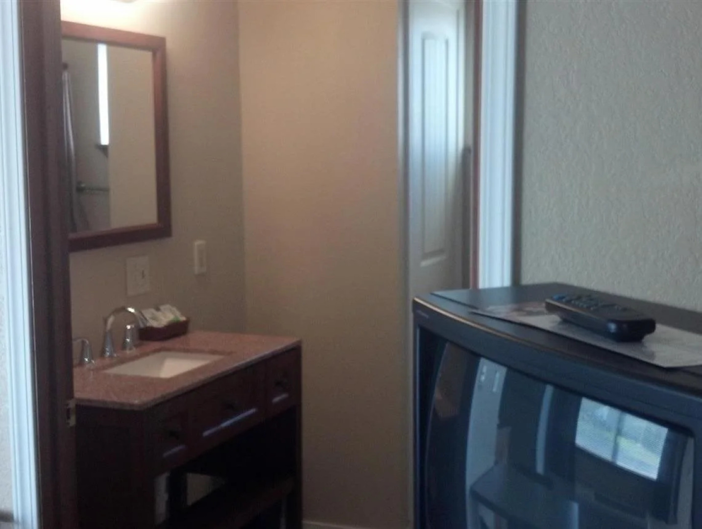 Morgan Inn And Suites