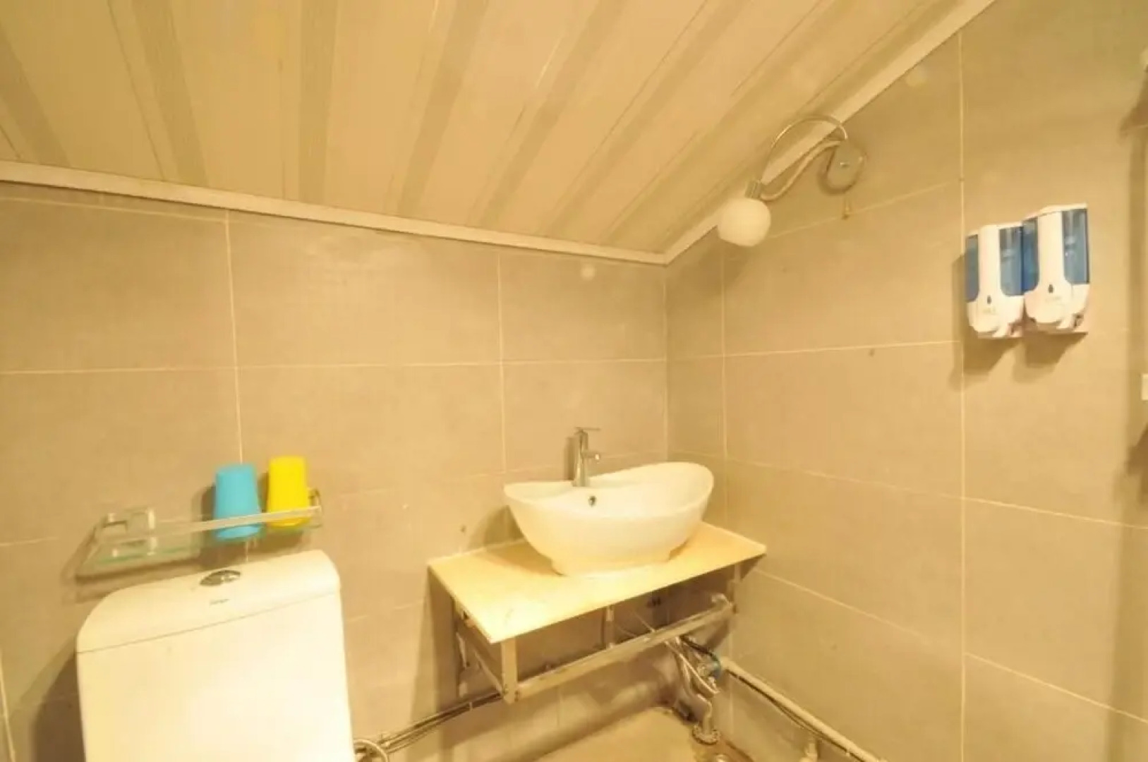 Shangri-La 3 are 3 resortel