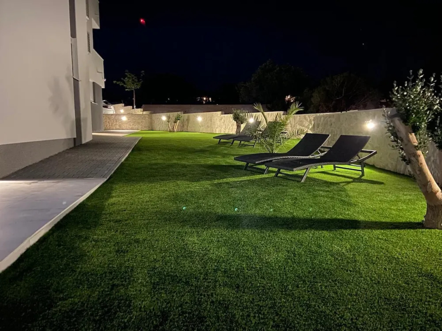 Pool Apartments & Rooms Mare