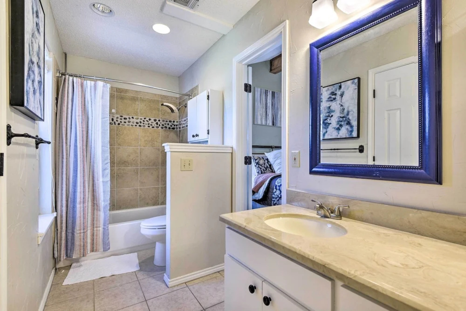 Granbury Home w/ Lake Granbury Access + Dock!