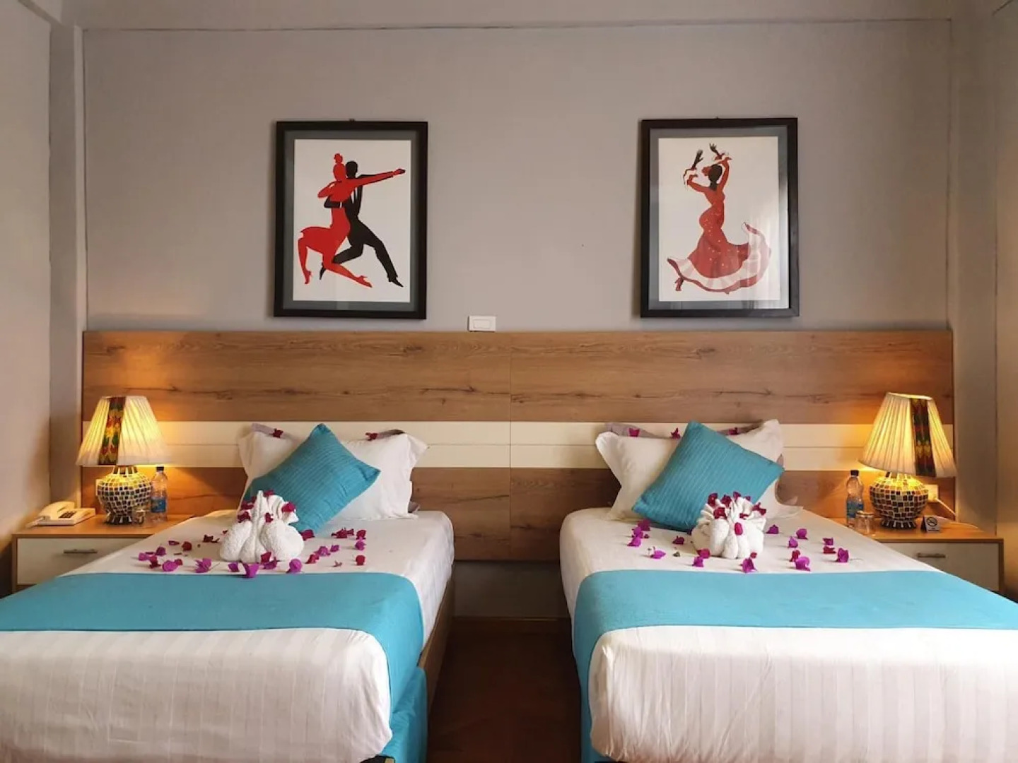 Inn of the Four Sisters